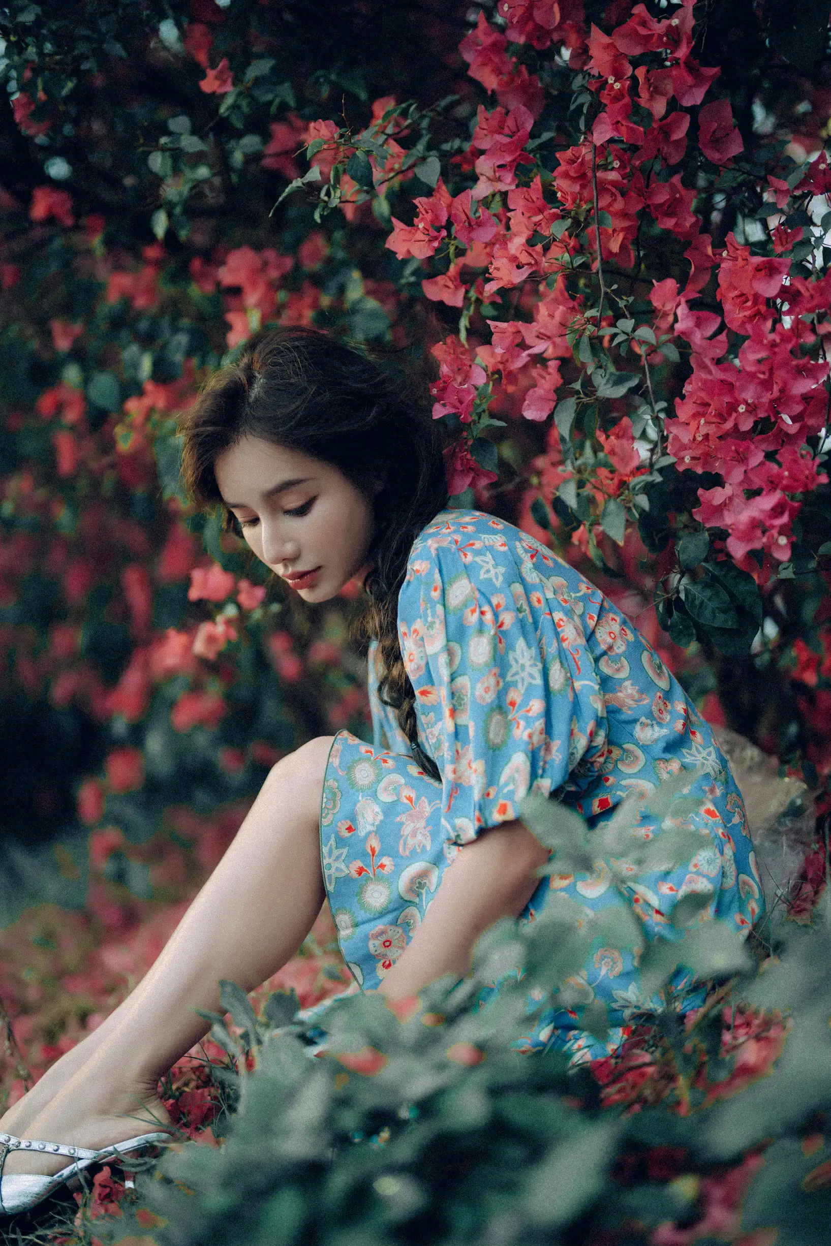 [YITUYU] 2022.06.25 Vol.1282 – Glowing hair, the goddess under the bougainvillea waterfall Classmate Shuwen#[55P]-23